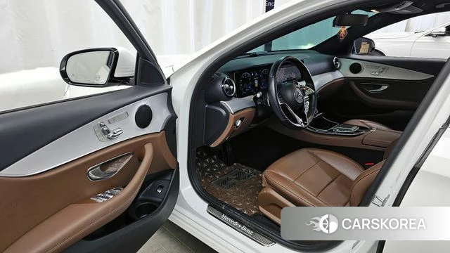 Mercedes-Benz E-Class W213 id 4202989 из Кореи 20
