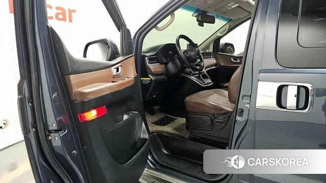 Hyundai The New Grand Starex id 4188472 из Кореи 20