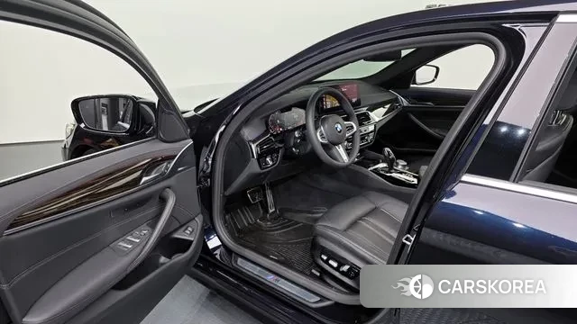 BMW 5 Series (G30) id 3012744 из Кореи 20