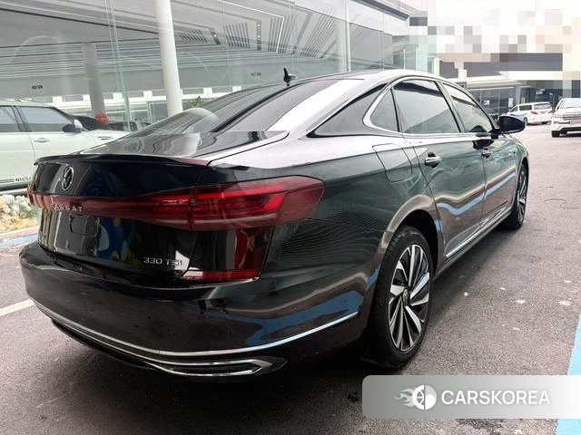 Volkswagen Passat id 4328684 из Китая 12