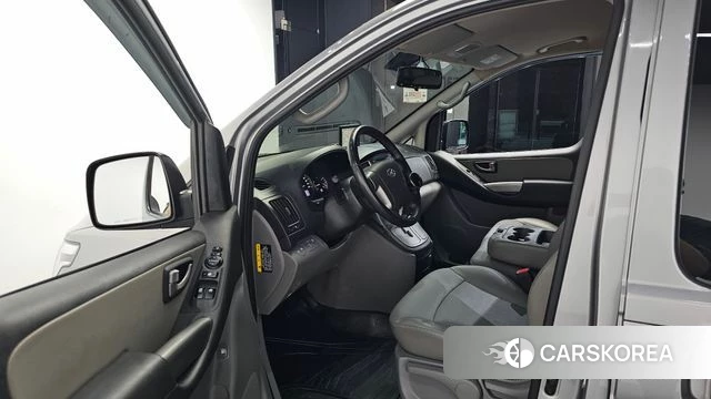 Hyundai The New Grand Starex id 4727097 из Кореи 30