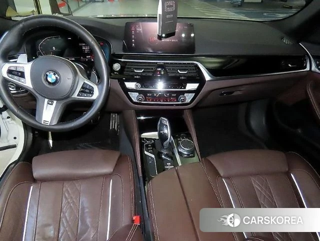 BMW 5 Series (G30) id 4458943 из Кореи 20