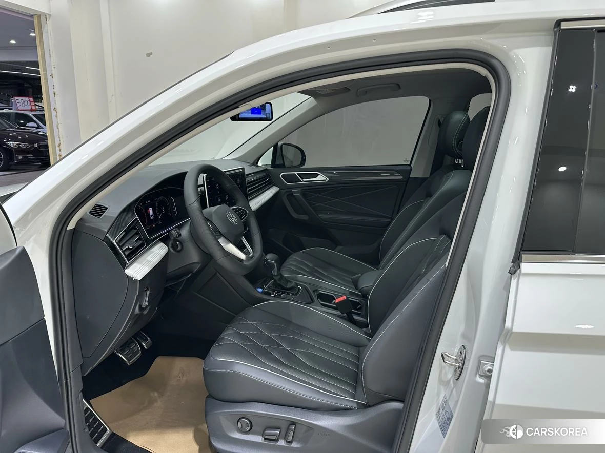Volkswagen Tiguan L id 4513736 из Китая 14