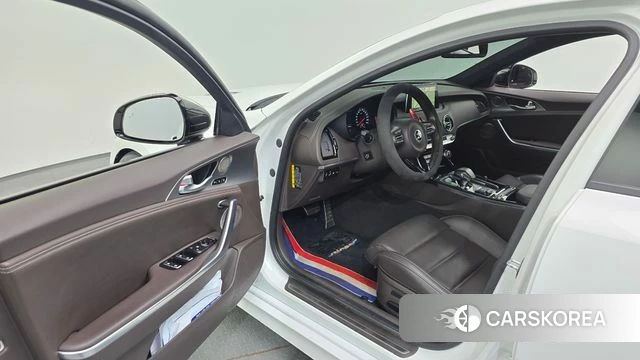 Kia Stinger id 4245940 из Кореи 20