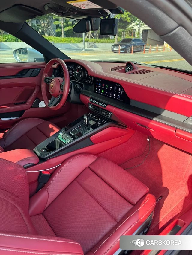 Porsche 911(992) id 4649781 из Кореи 11
