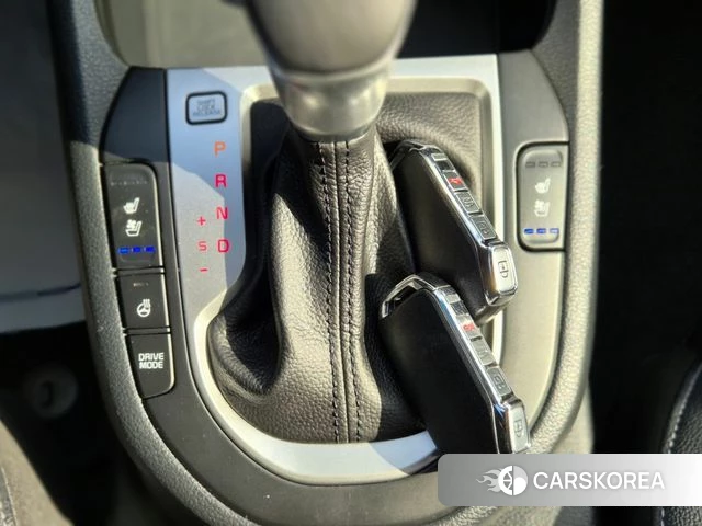 Kia Come New K3 id 3801419 из Кореи 19