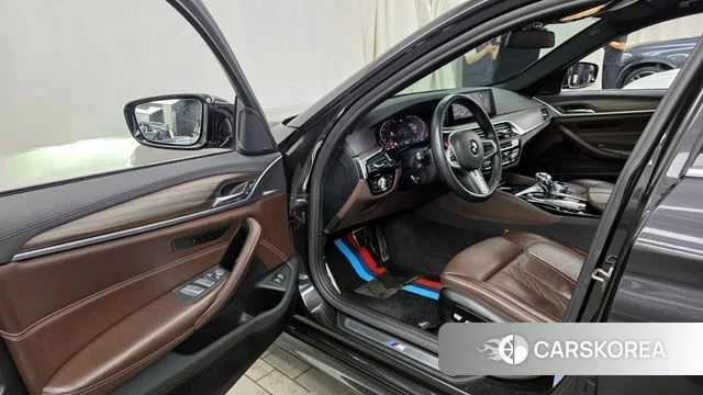 BMW 5 Series (G30) id 4225080 из Кореи 32