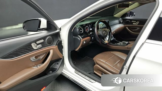 Mercedes-Benz E-Class W213 id 3942961 из Кореи 20