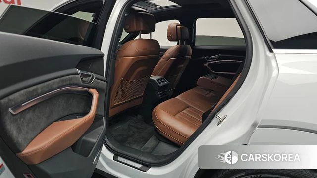 Audi e-Tron id 3911286 из Кореи 20