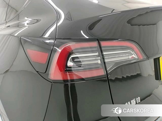 Tesla Model Y id 4219287 из Китая 20