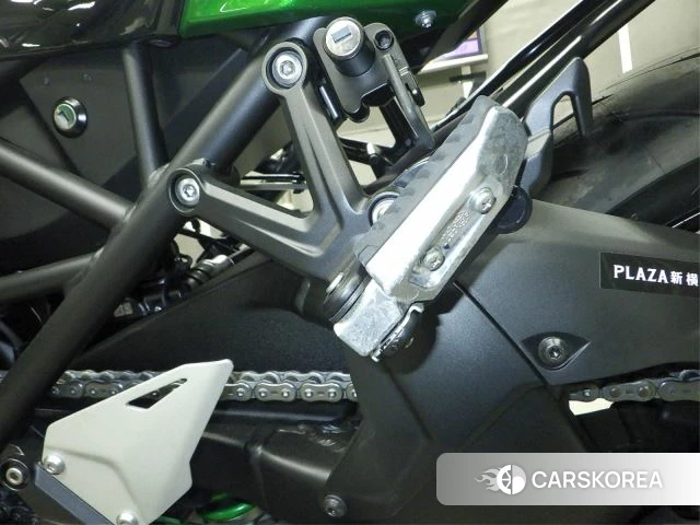 Kawasaki NINJA H2 SX SE id 3946920 из Японии 32