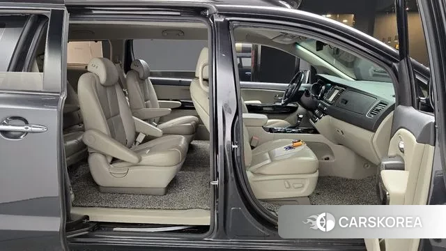 Kia The New Carnival id 3742508 из Кореи 20