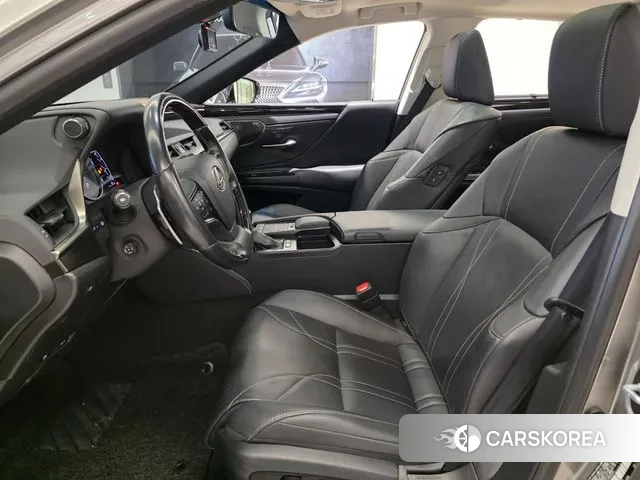 Lexus ES300h 7th generation id 3522535 из Кореи 17