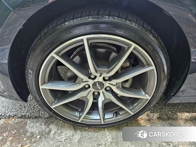 Genesis The New G70 id 3053007 из Кореи 20