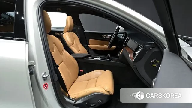 Volvo V60 Cross-Country 2nd Generation id 3587313 из Кореи 20