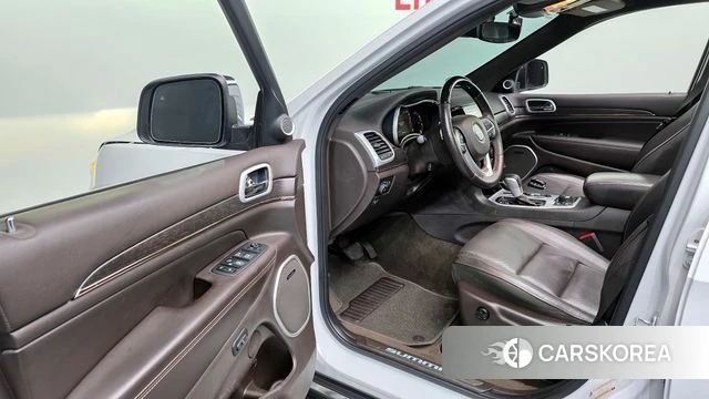 Jeep Grand Cherokee id 4225257 из Кореи 35