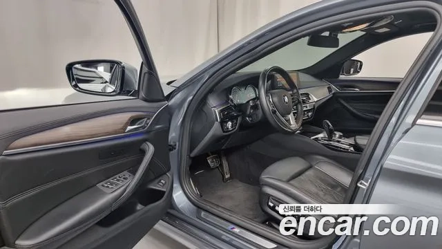 BMW 5 Series (G30) id 2881971 из Кореи 20