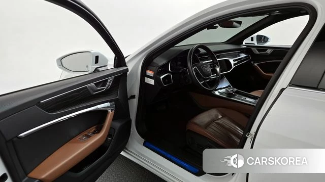Audi A6 (C8) id 4292508 из Кореи 31