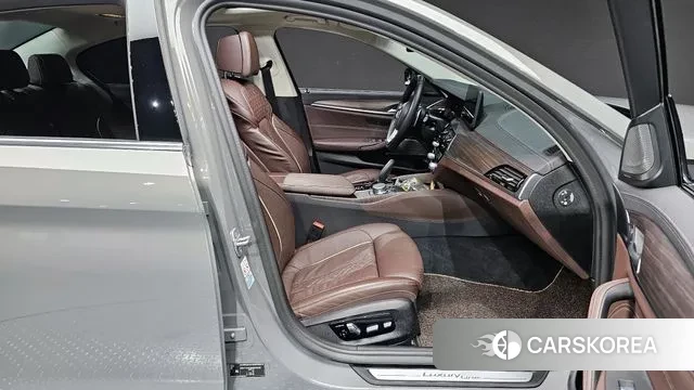 BMW 5 Series (G30) id 3028293 из Кореи 20