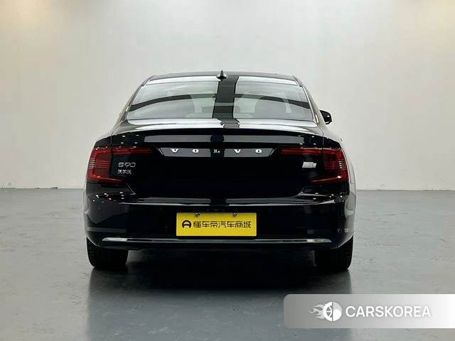 Volvo S90 PHEV id 4211262 из Китая 20