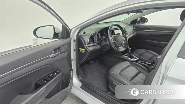 Hyundai Avante AD id 4339774 из Кореи 20