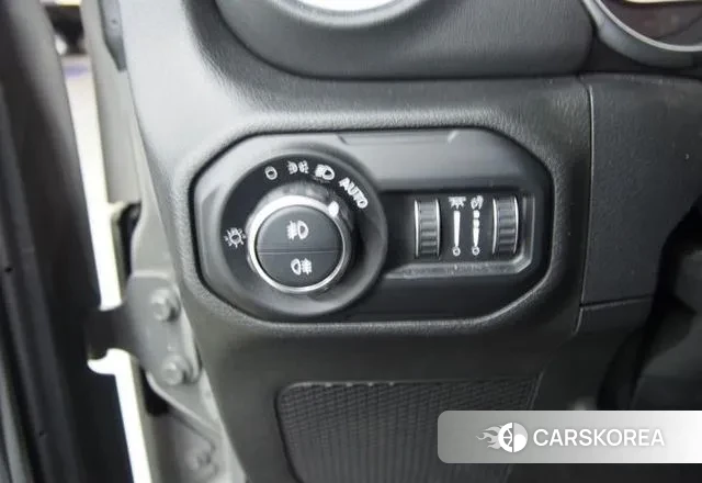 Jeep Wrangler (JL) id 3315391 из Кореи 16