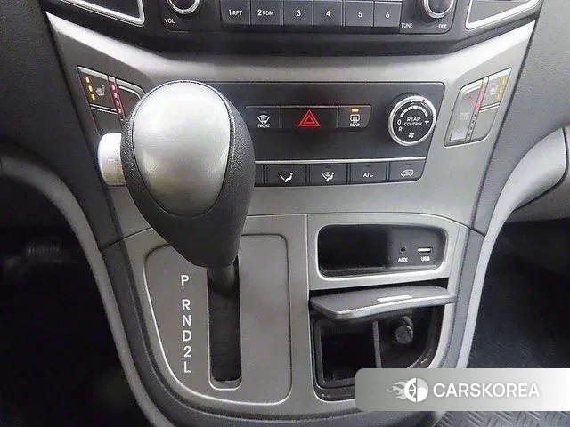 Hyundai The New Grand Starex id 3509874 из Кореи 19