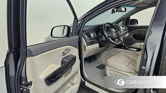 Kia The New Carnival id 4020120 из Кореи 20