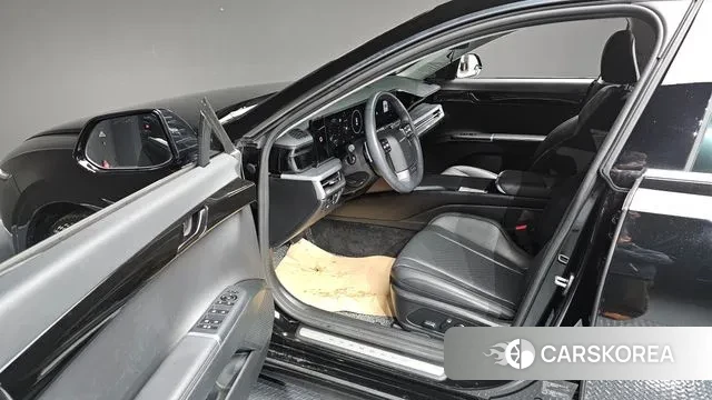 Hyundai Grandeur (GN7) id 3523439 из Кореи 20