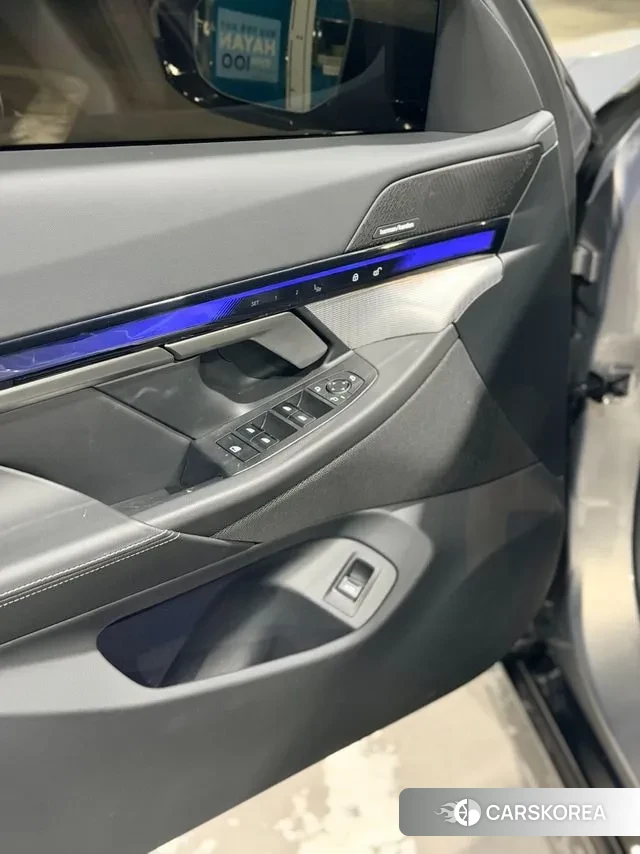 BMW 5 Series (G60) id 3629098 из Кореи 11