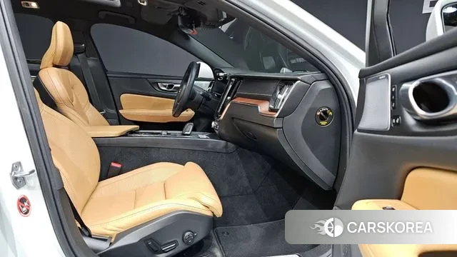 Volvo V60 Cross-Country 2nd Generation id 3529956 из Кореи 20