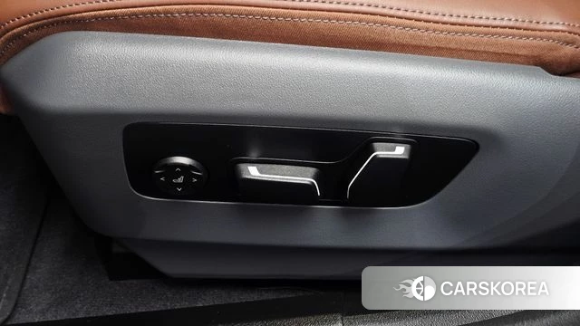 BMW 5 Series (G60) id 4612179 из Кореи 14