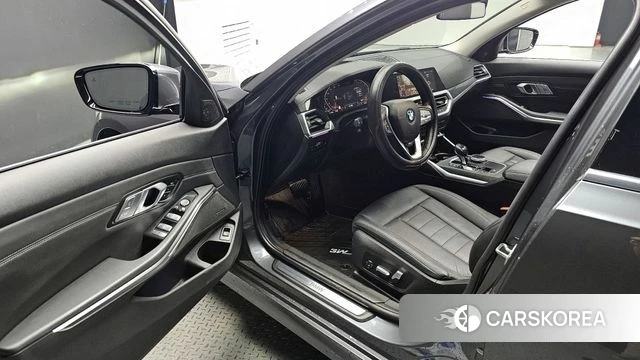 BMW 3 Series (G20) id 4310121 из Кореи 36