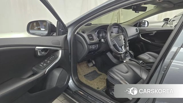 Volvo V40 Cross-Country id 4574304 из Кореи 31