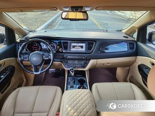 Kia The New Carnival id 3773125 из Кореи 20