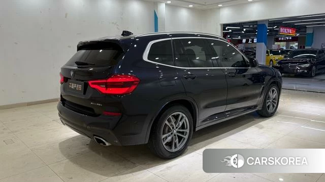 BMW X3 id 4264621 из Китая 10