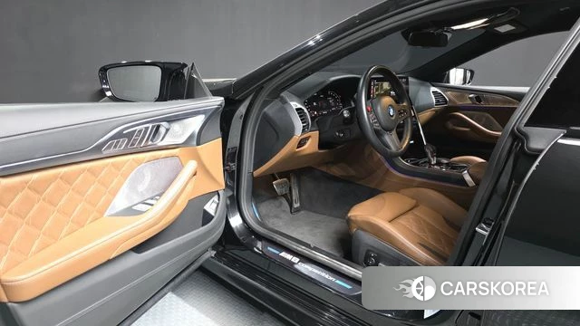 BMW M8 (G15) id 4870812 из Кореи 32