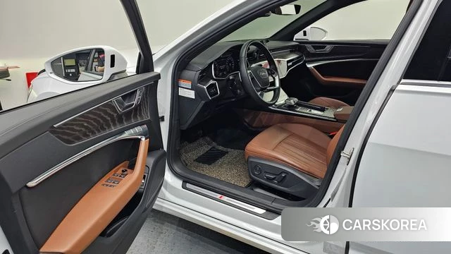 Audi A6 (C8) id 4401205 из Кореи 23