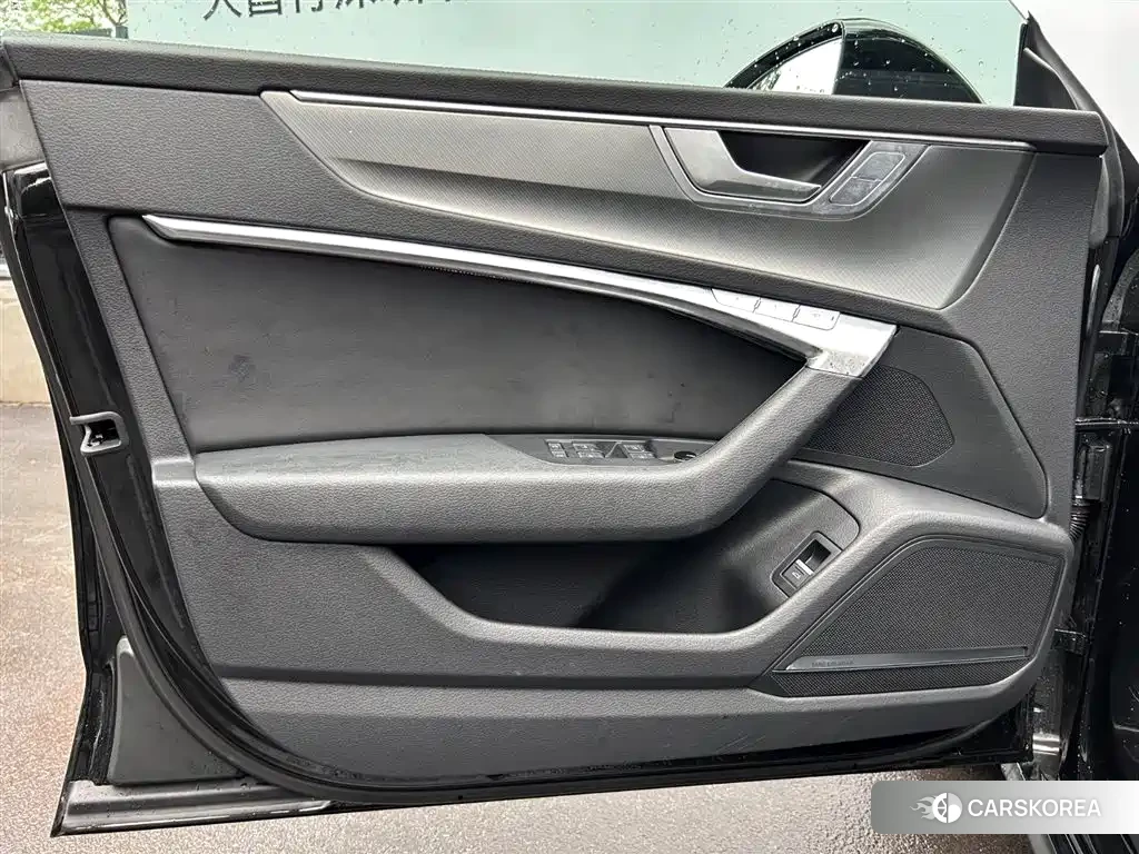 Audi A7 id 4685926 из Китая 25