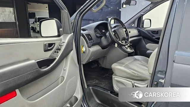 Hyundai The New Grand Starex id 4638128 из Кореи 30