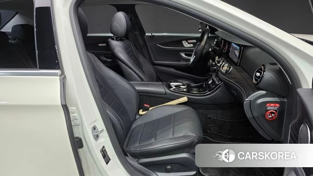 Mercedes-Benz E-Class W213 id 3879849 из Кореи 20