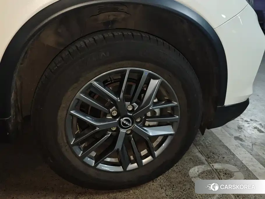 Nissan Qijun id 4659755 из Китая 16