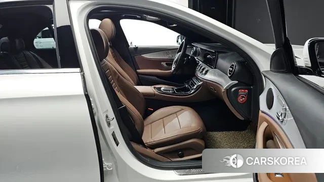 Mercedes-Benz E-Class W213 id 3752909 из Кореи 20