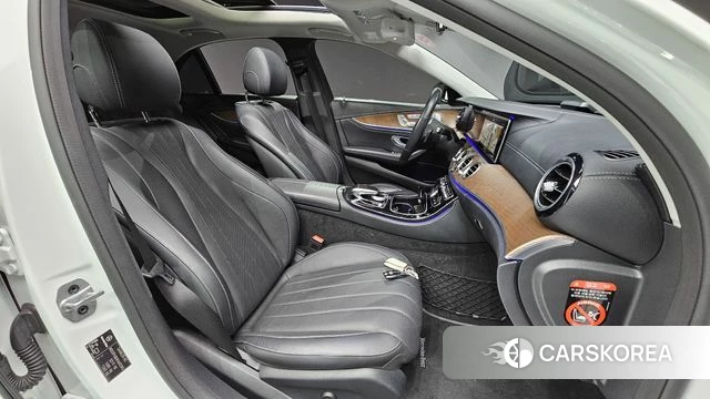 Mercedes-Benz E-Class W213 id 4331494 из Кореи 20