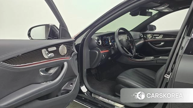 Mercedes-Benz E-Class W213 id 4268189 из Кореи 31