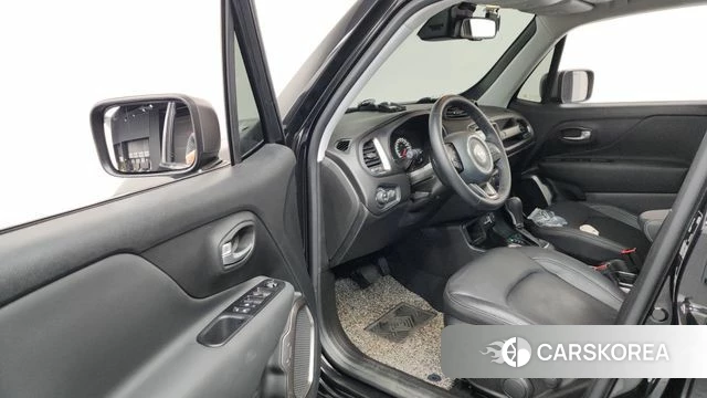 Jeep Renegade id 4465026 из Кореи 35