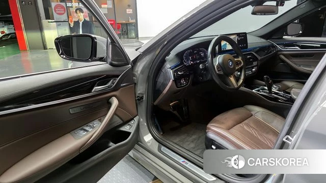 BMW 5 Series (G30) id 3910455 из Кореи 20