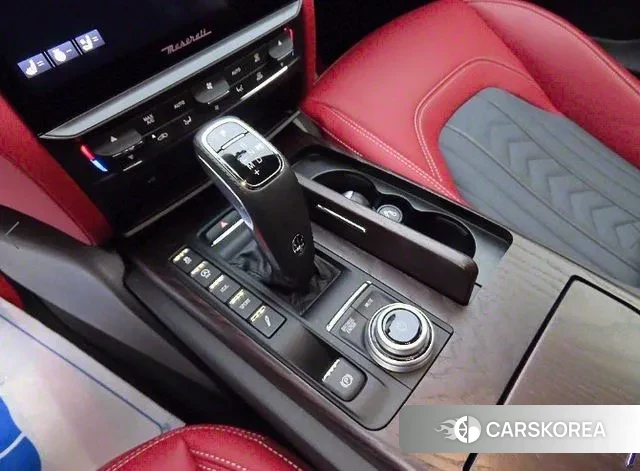 Maserati Quattroporte id 3366998 из Кореи 20