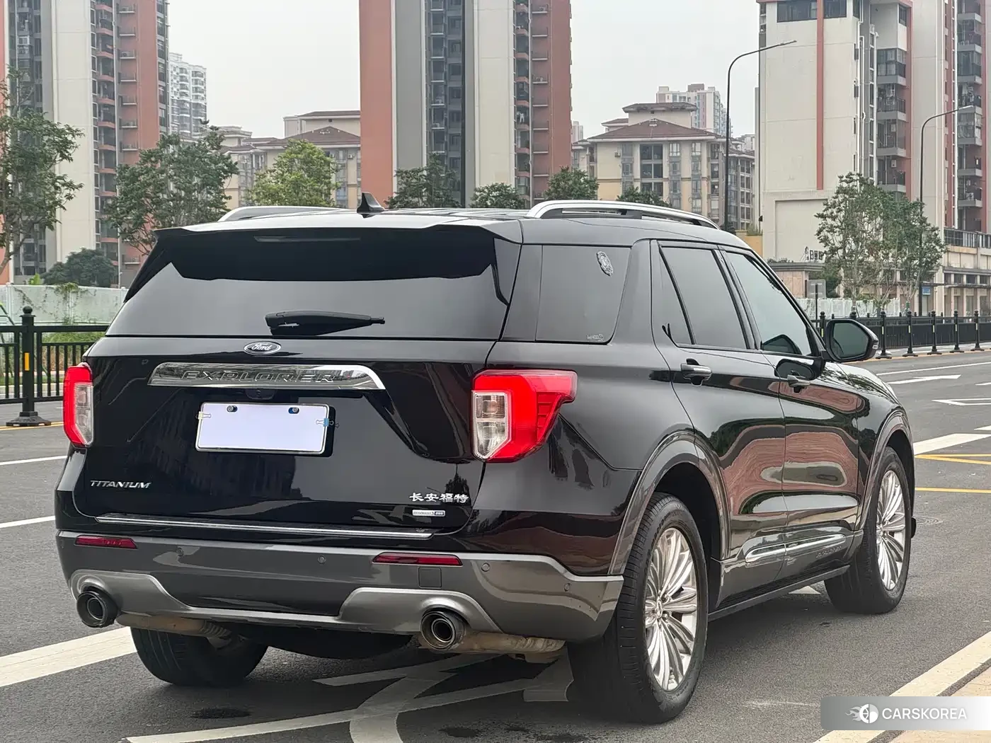 Ford Explorer id 4601193 из Китая 14