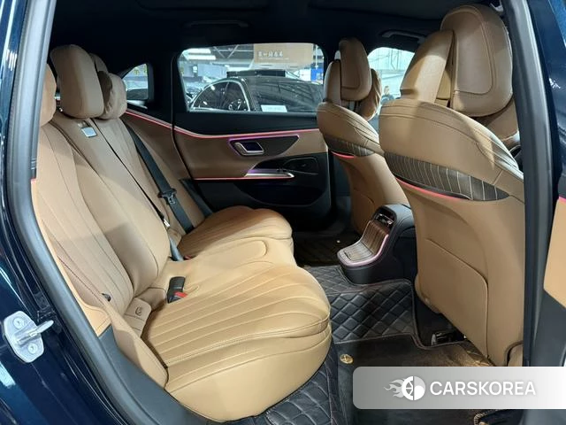 Mercedes-Benz E-class id 4265066 из Китая 18